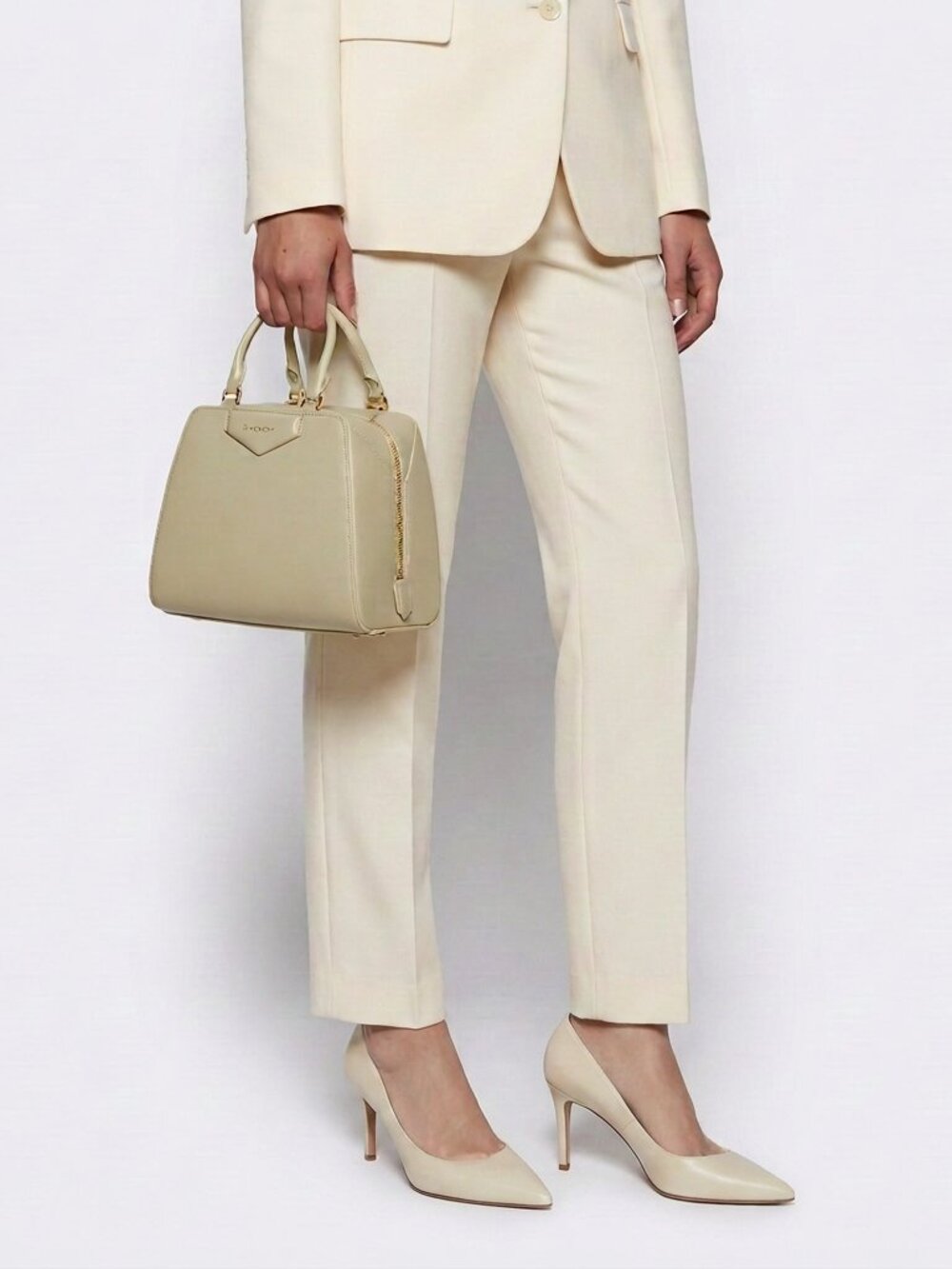 Givenchy Antigona Cube Mini